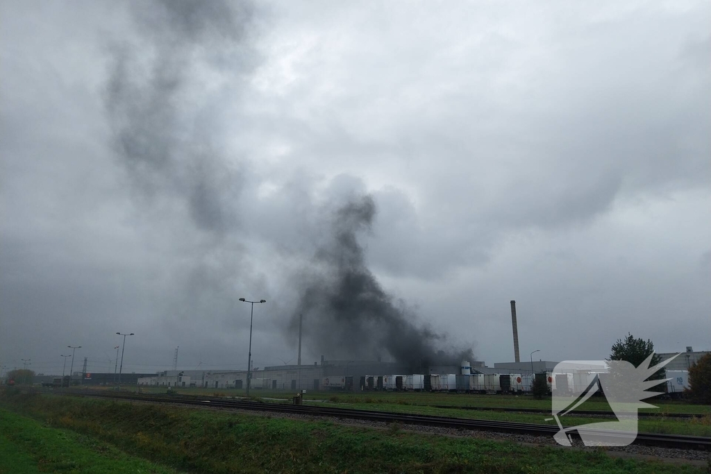 Grootschalige inzet bij industriebrand