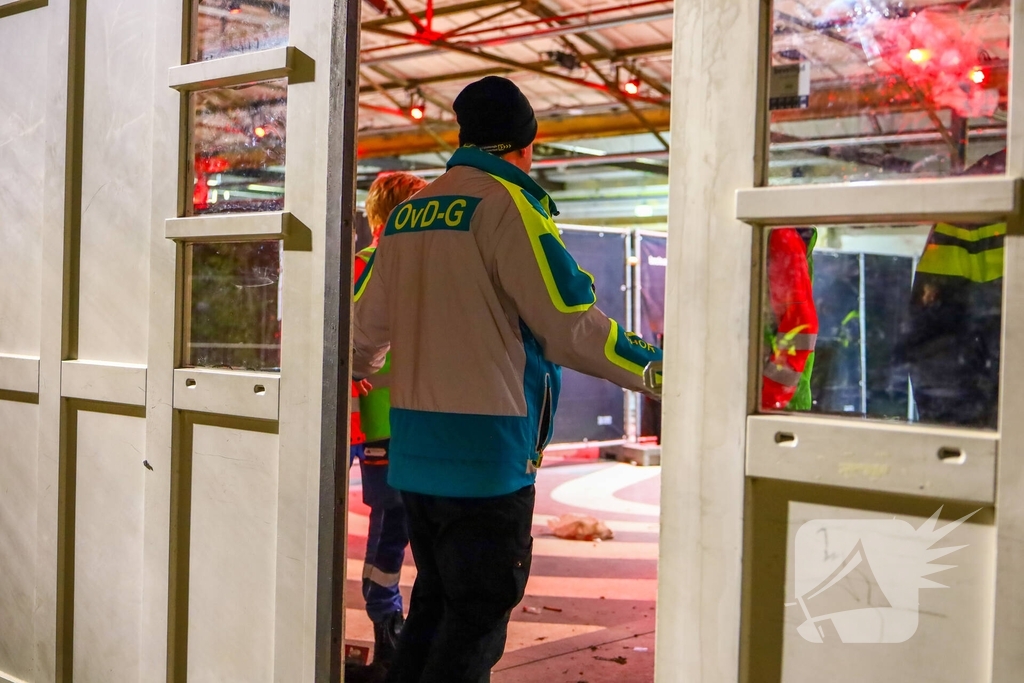 Dance event beëindigd door grote drukte