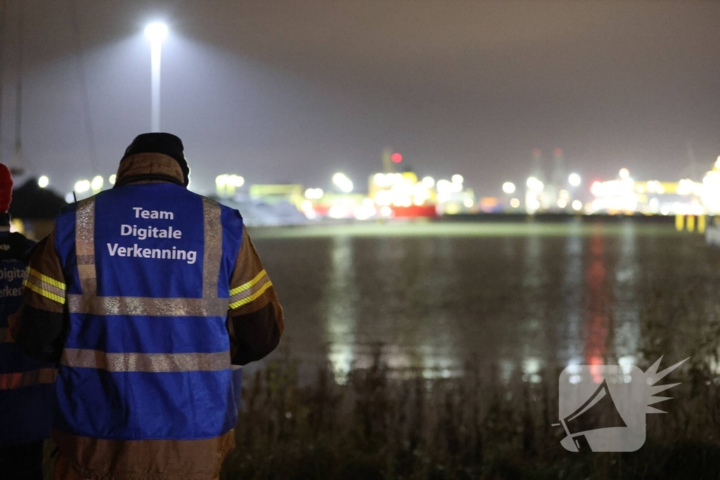 Twee vermisten na aanvaring in haven
