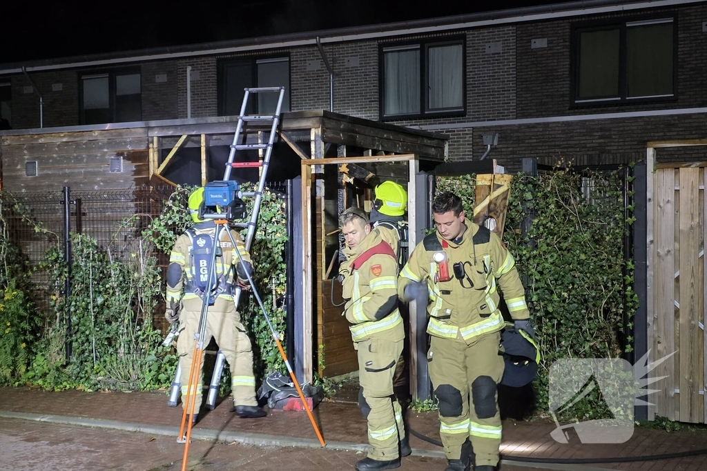 Brand in bijgebouw snel geblust
