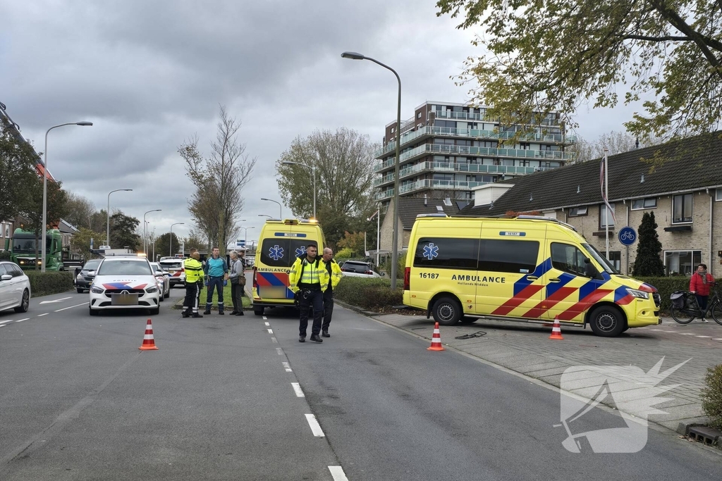 Auto belandt in bosschages