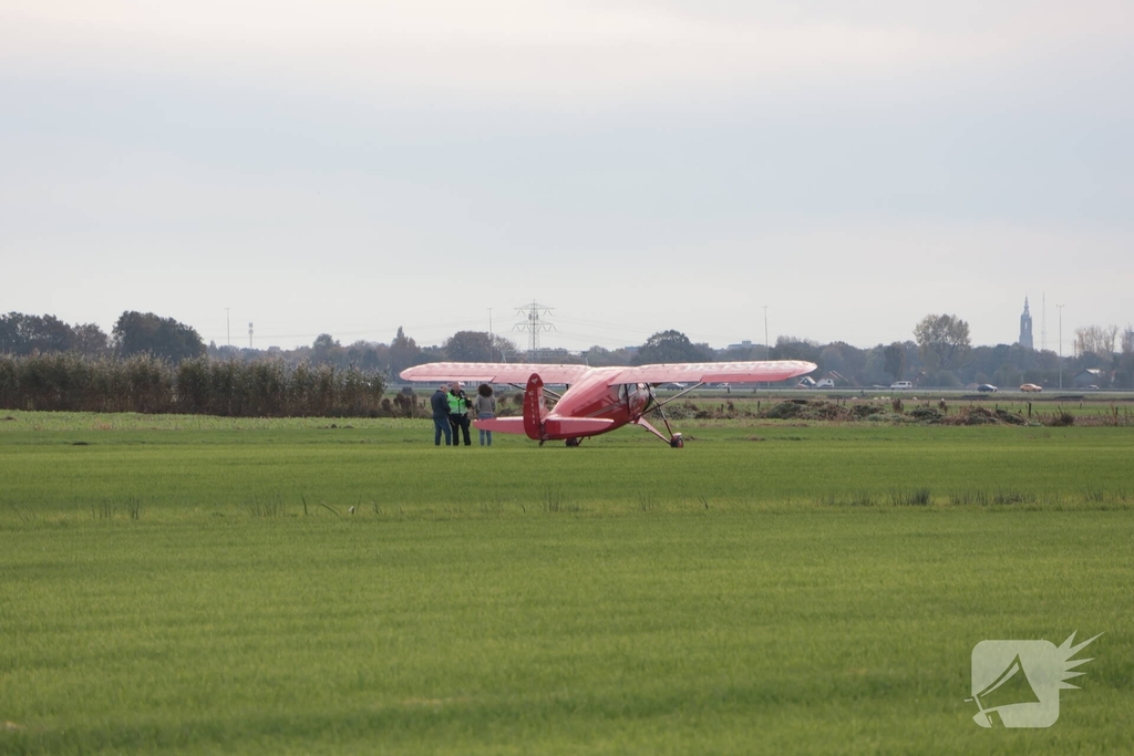 Vliegtuig maakt noodlanding zonder gewonden