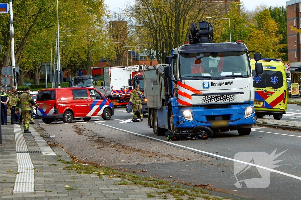 Kind overleden bij aanrijding tussen fatbike en vrachtauto