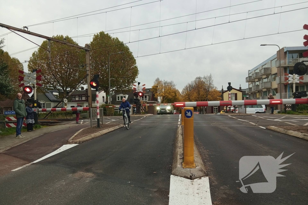 Defecte spoor overgangen zorgen voor verkeers chaos