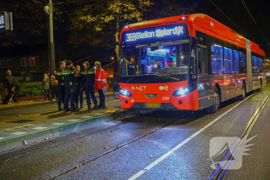 Fietser gewond na aanrijding met stadsbus
