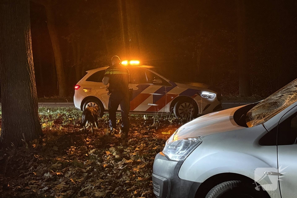 Vrouw gewond na aanrijding met bestelbusje