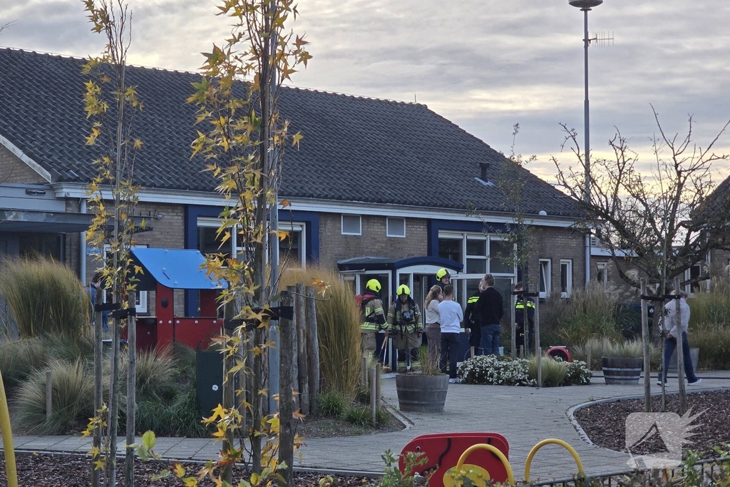 School ontruimd door brand