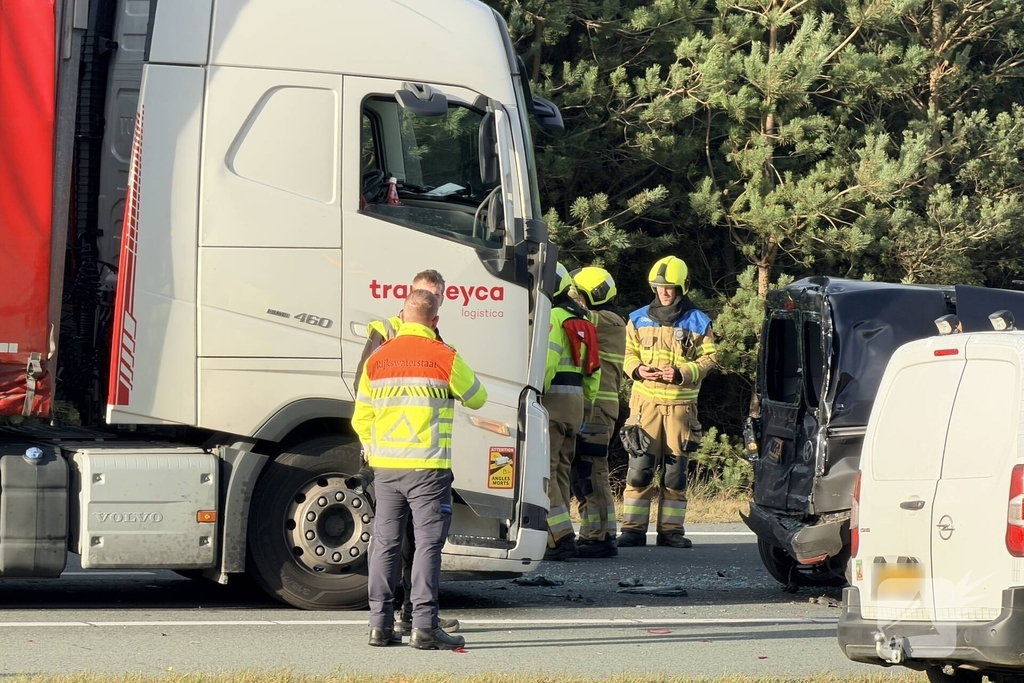 Meerdere voertuigen betrokken bij ongeval