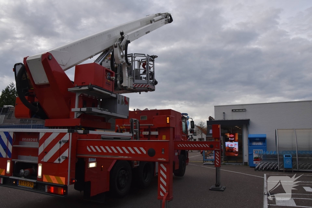 Winkelbrand vraagt snelle brandweerinzet