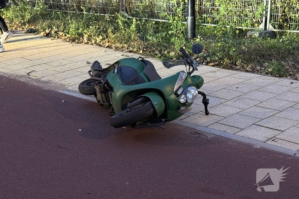 Scooterrijder gewond bij botsing
