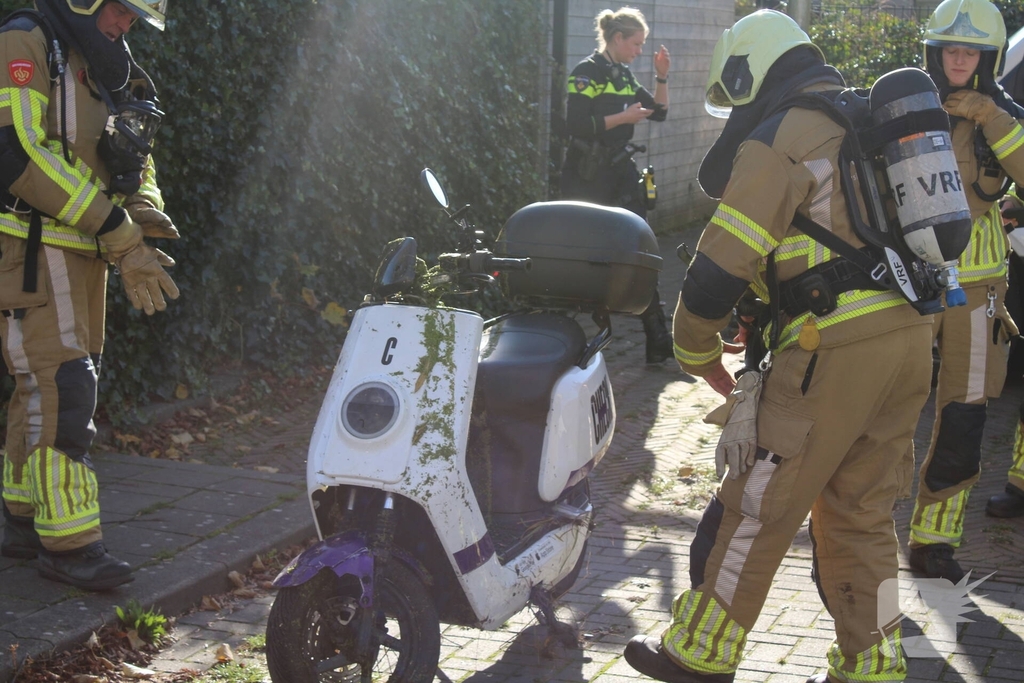 Rookontwikkeling in bestelbus