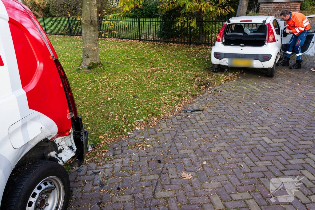 Vrachtwagen zorgt voor ongeval met personenauto