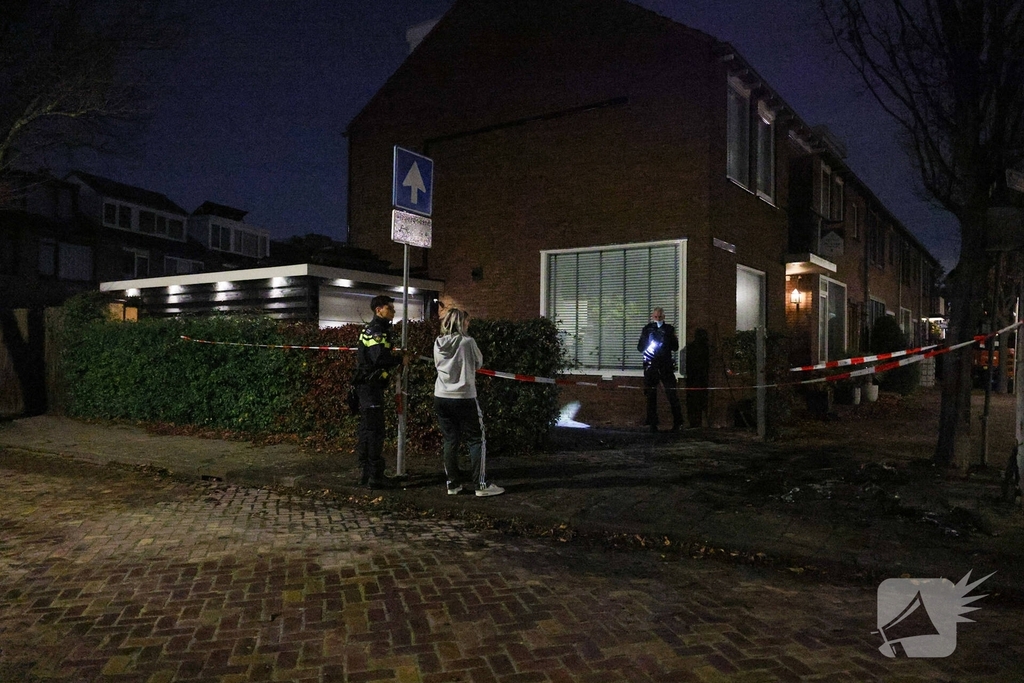 Auto volledig uitgebrand