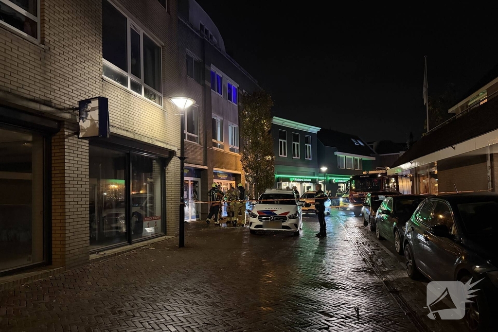 Agenten krijgen last van gevaarlijke stof in woning