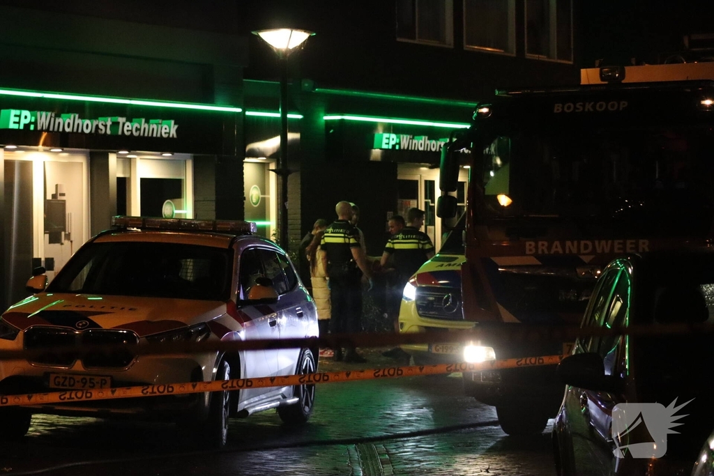 Agenten krijgen last van gevaarlijke stof in woning