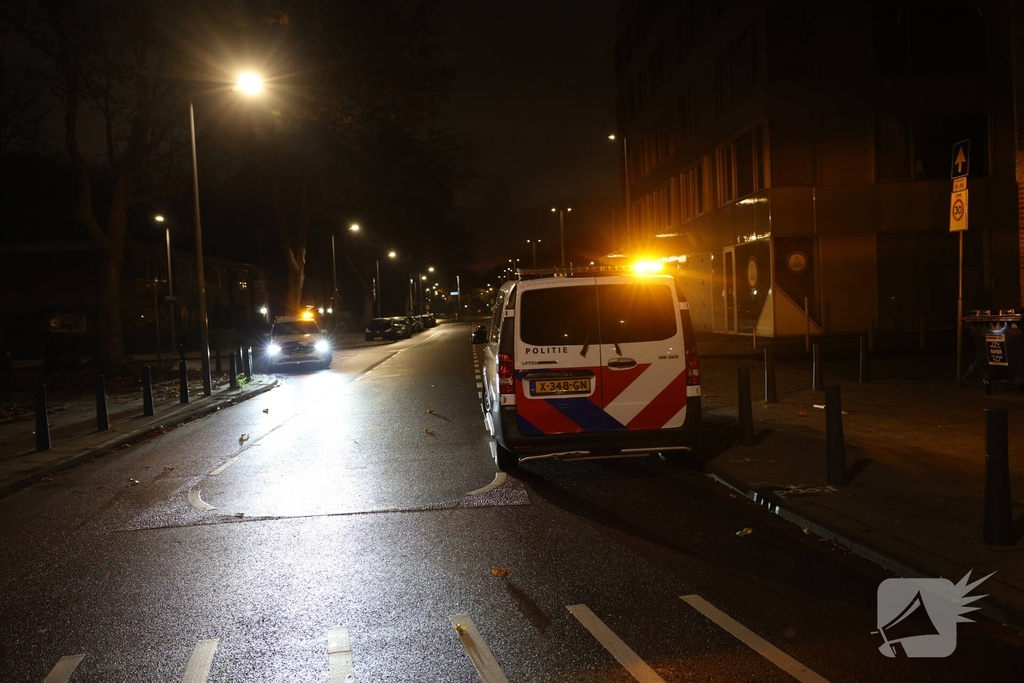 Onderzoek nadat explosie voordeur beschadigt