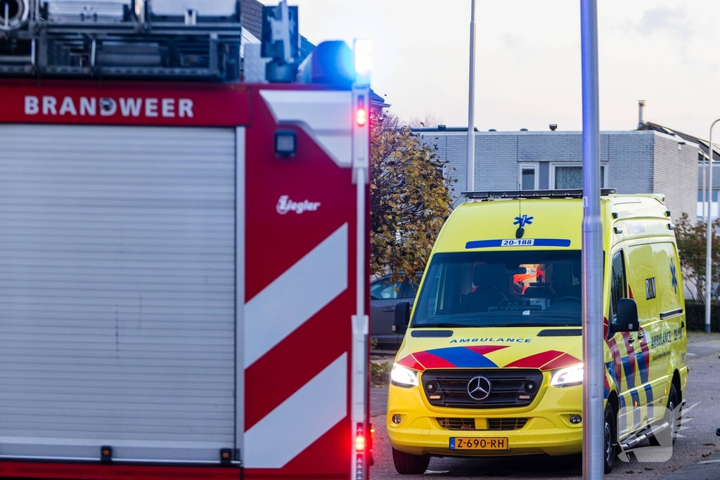 Eigenaar woning naar ziekenhuis na brand in schuurtje