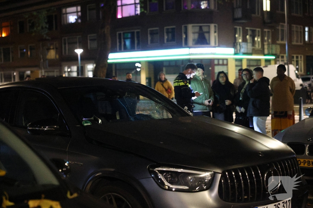 Voetganger gewond bij aanrijding op oversteekplaats