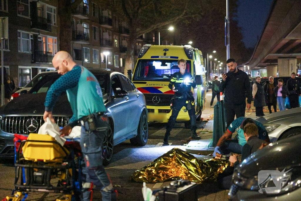 Voetganger gewond bij aanrijding op oversteekplaats