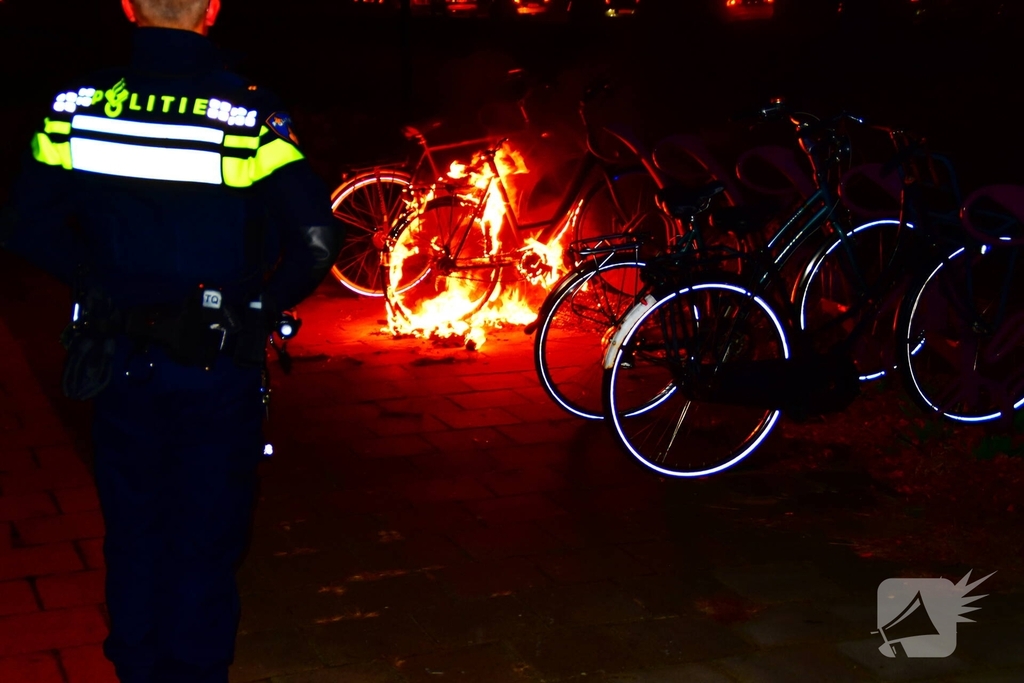Fiets volledig verwoest na brand