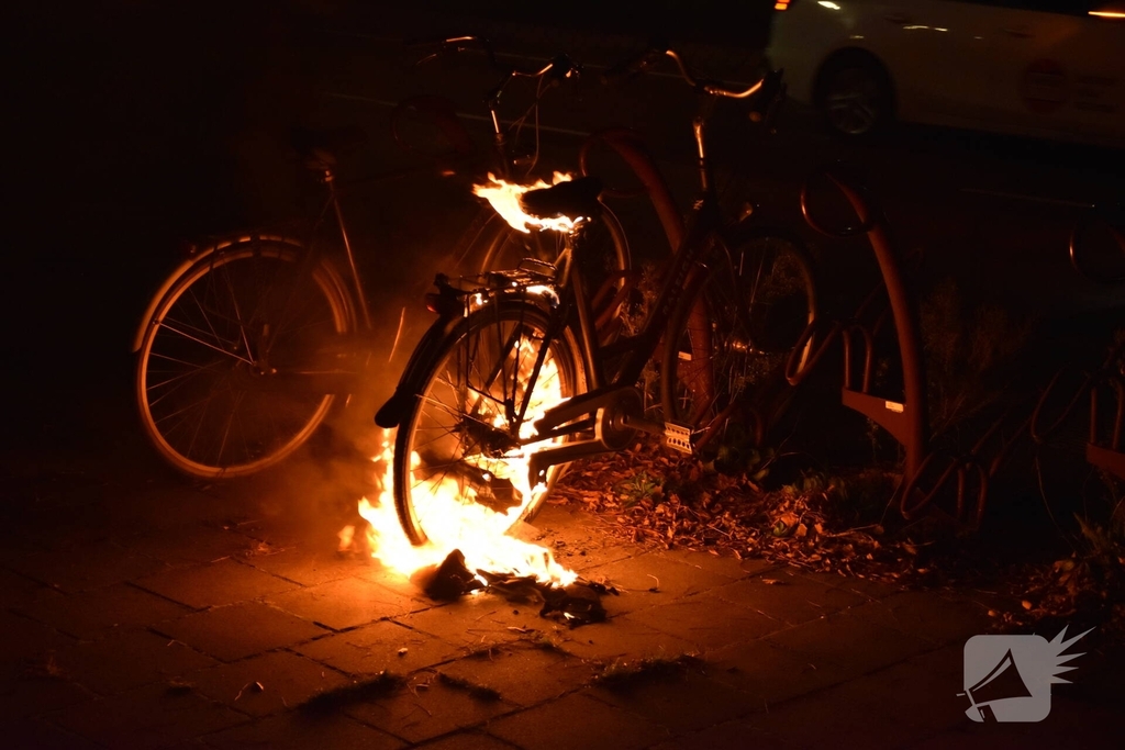 Fiets volledig verwoest na brand