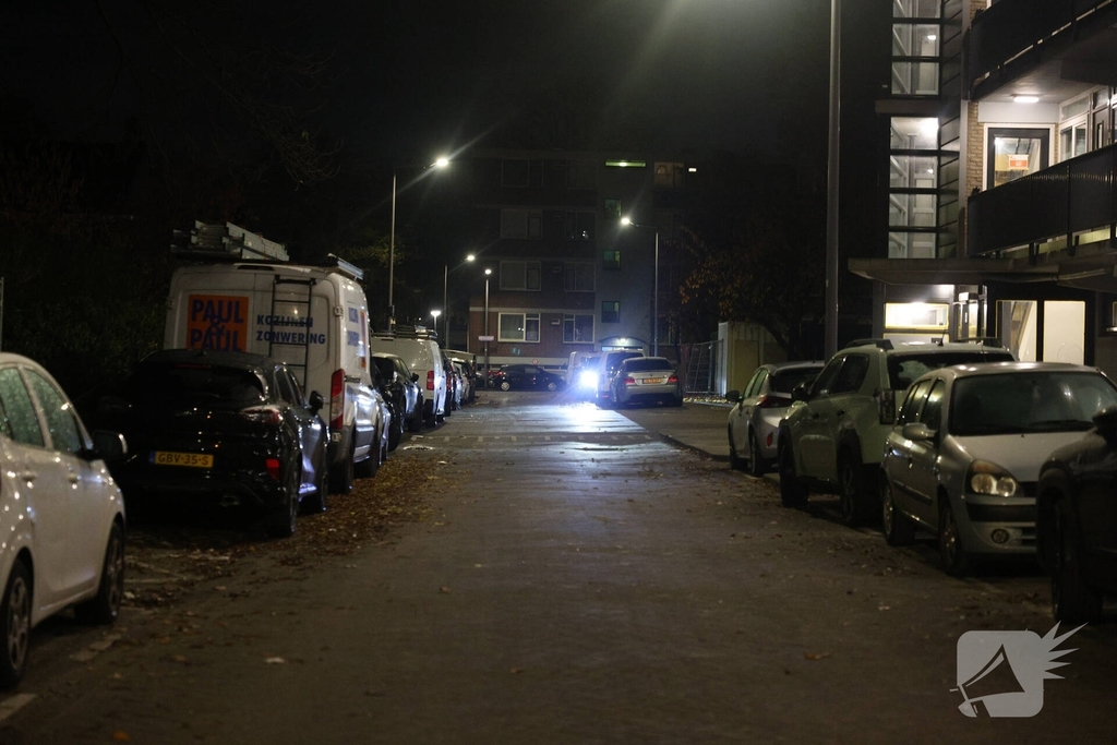 Woningbrand door noodsignaal met oranje rook