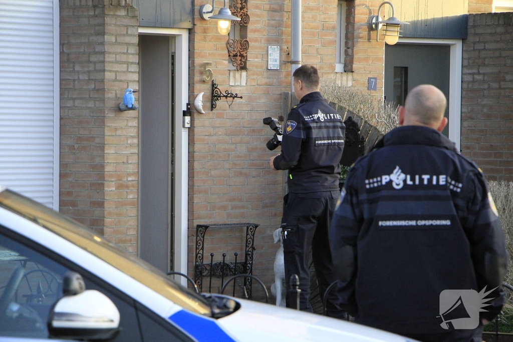 Woningbrand leidt tot ontruiming van woningen