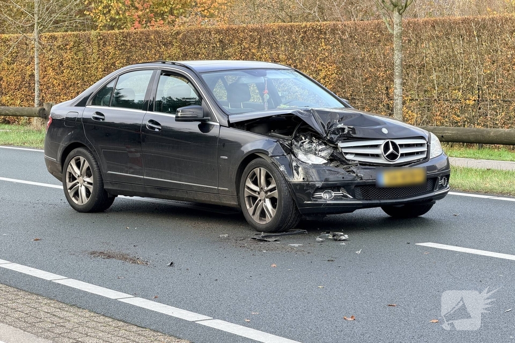 Auto in ongeval betrokken tijdens inhalen