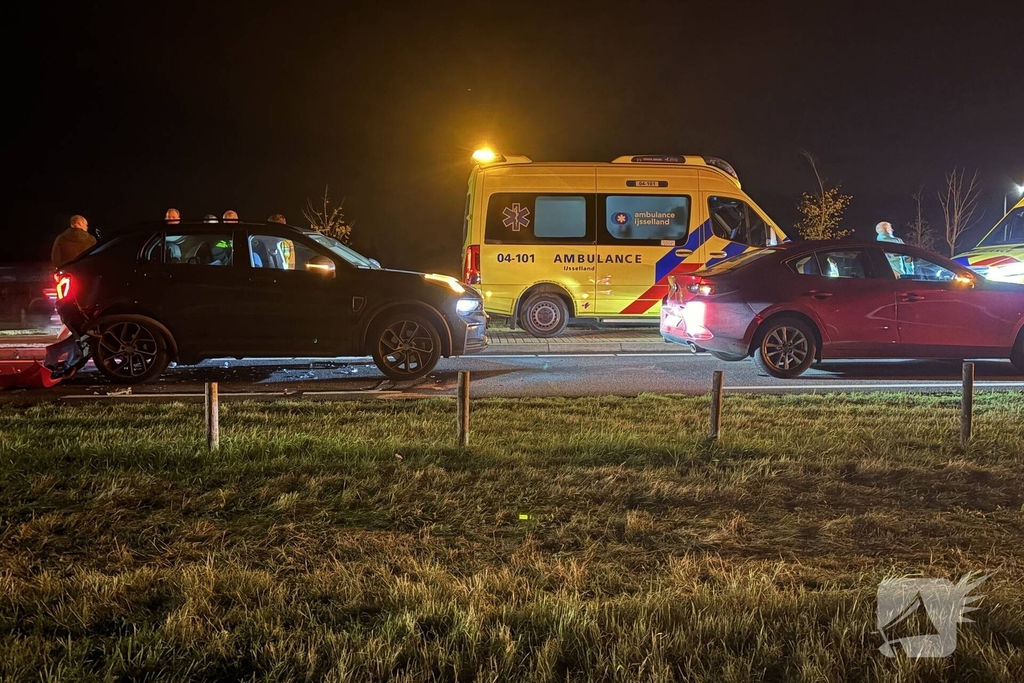 Drie auto's betrokken bij botsing