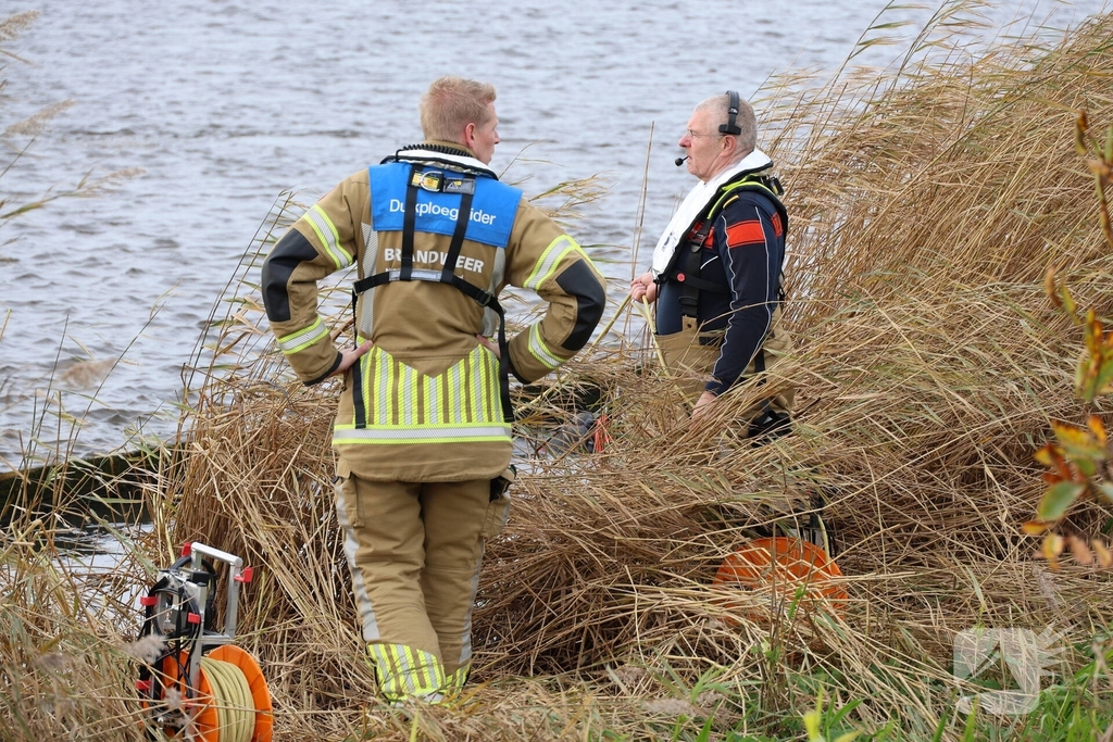 Grote zoekactie na melding te water