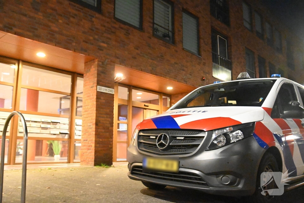 Oudere dame bang voor ongewenst bezoek