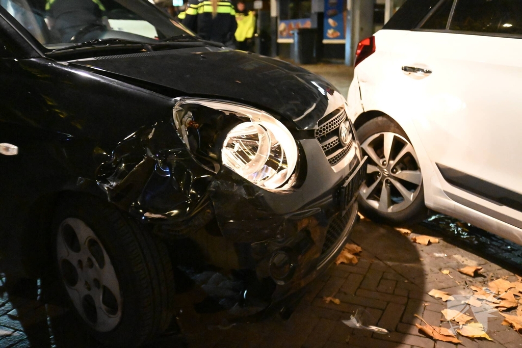 Ongeval na negeren stopteken politie
