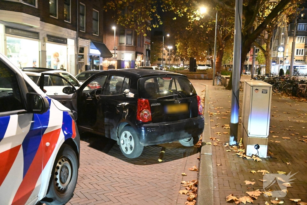 Ongeval na negeren stopteken politie