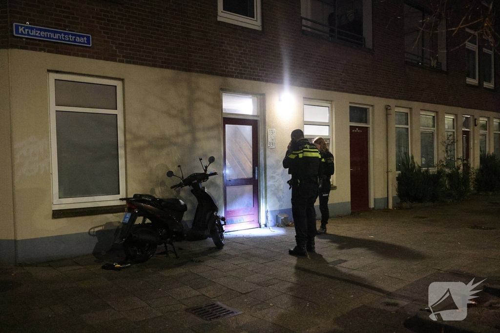 Explosie bij portiek mogelijk wraakactie