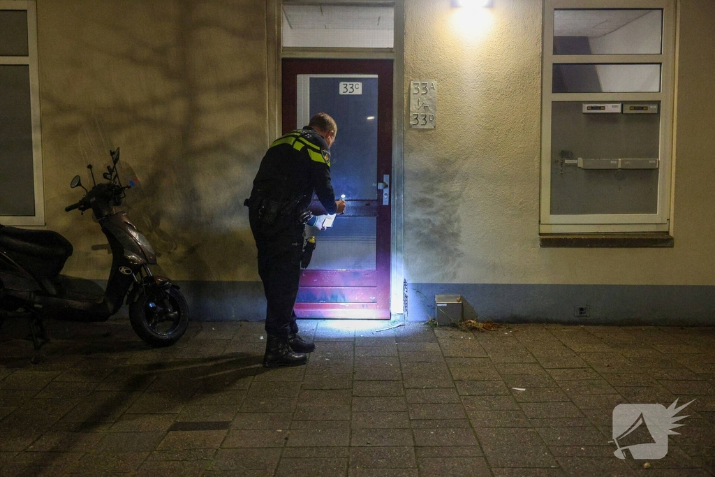 Explosie bij portiek mogelijk wraakactie