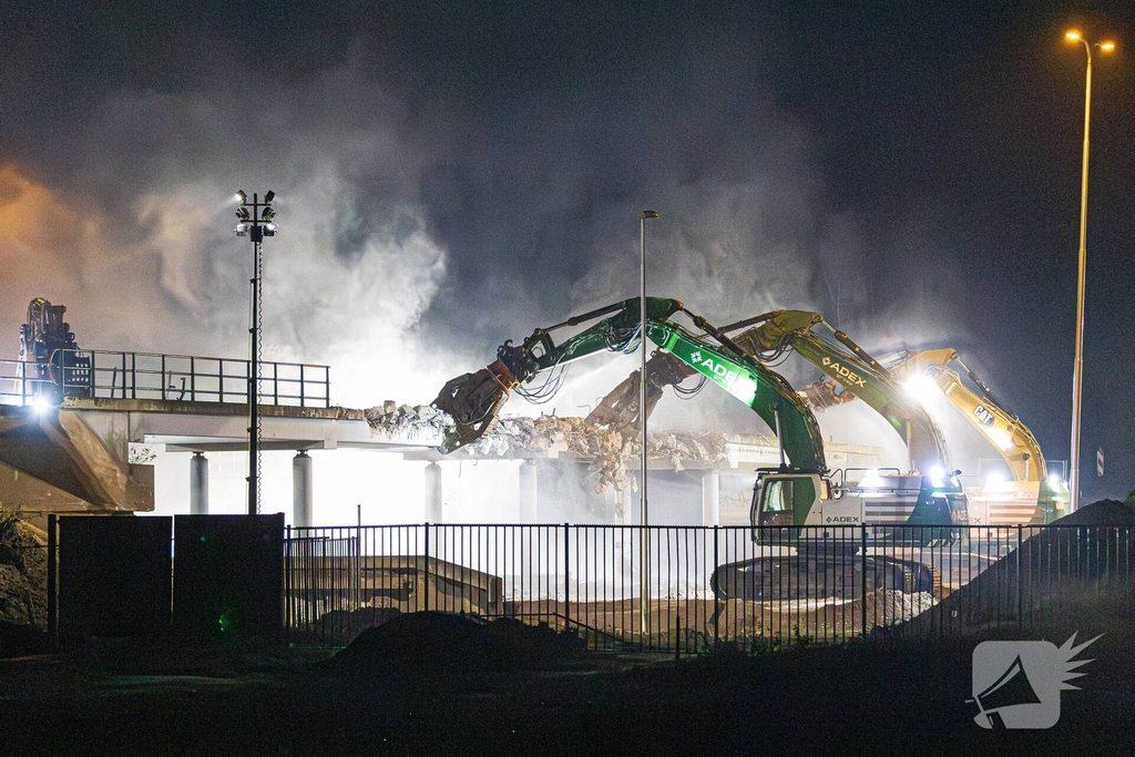 Verbreding A2 leidt tot protest; viaduct Slagmolen gesloopt