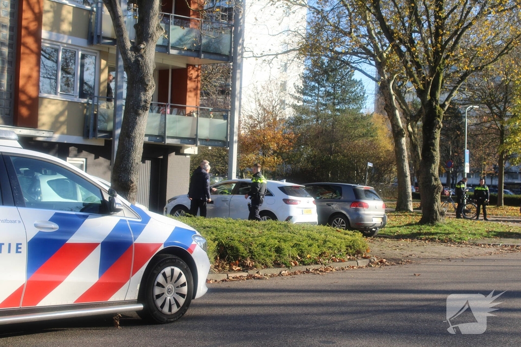 Fiets en auto beschadigd na botsing