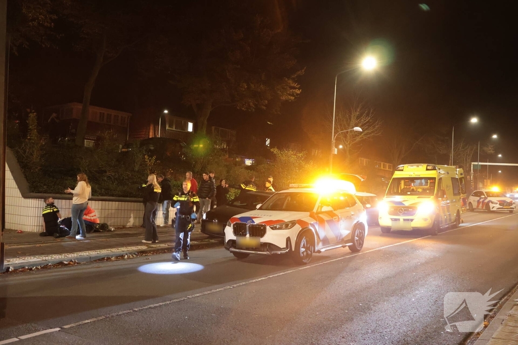 Vrachtwagen vast in tunnel, bestuurder gewond