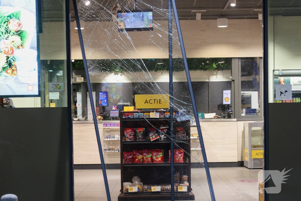 Mislukte diefstal in tankstation