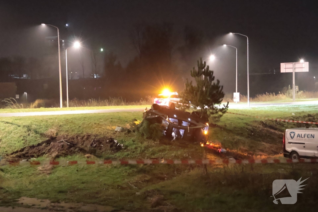 Bestuurder overlijdt na ongeval