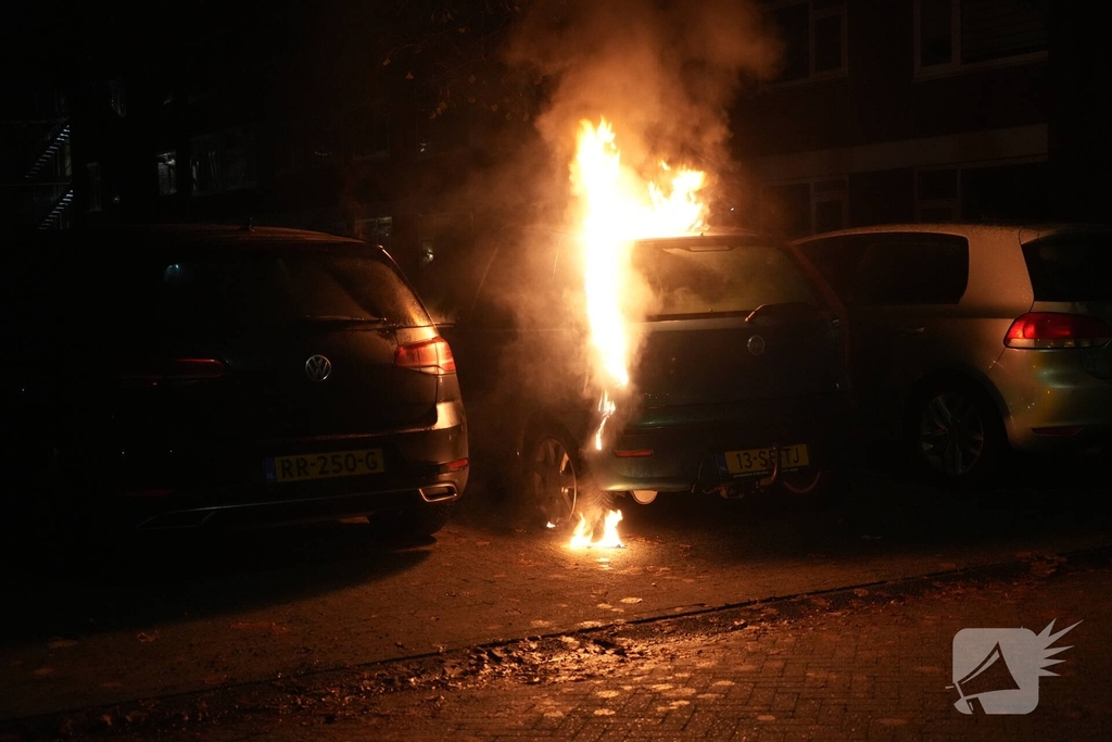Twee autobrandmeldingen in korte tijd