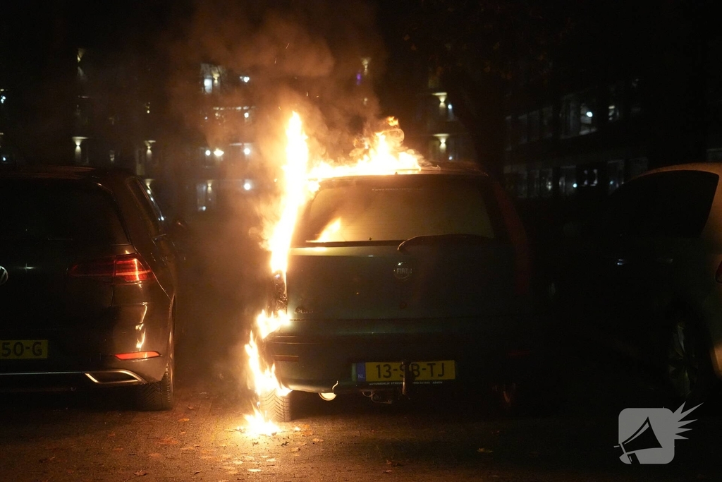 Twee autobrandmeldingen in korte tijd