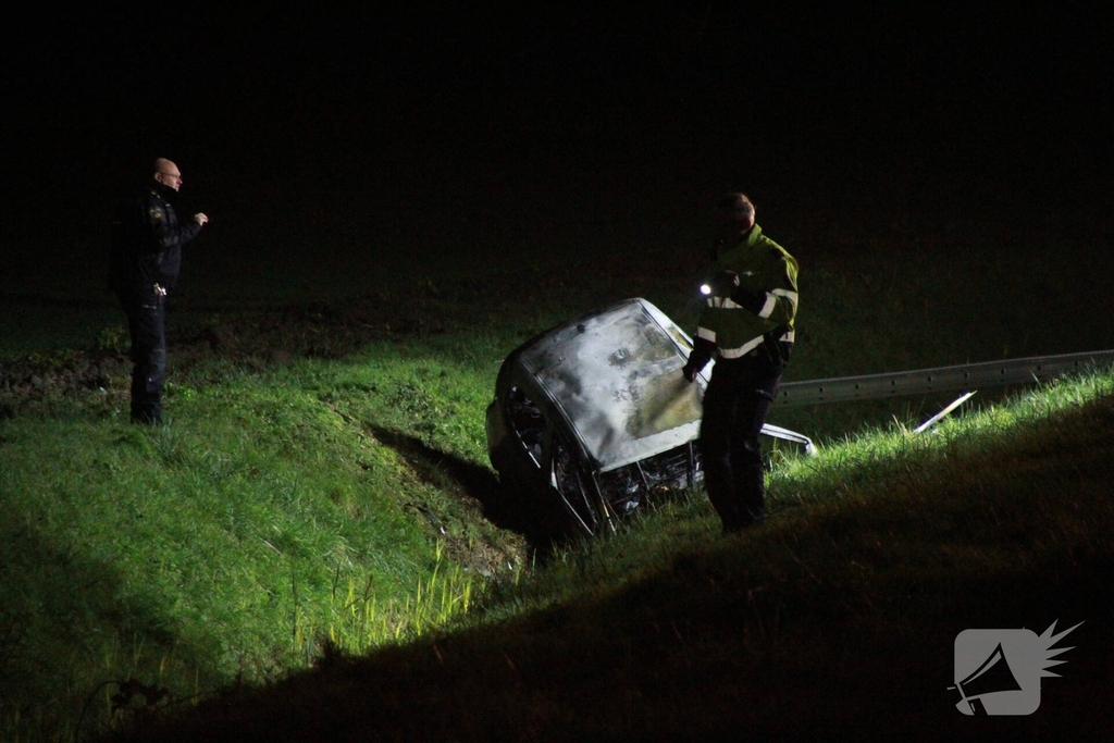 Vrouw overlijdt bij autobrand