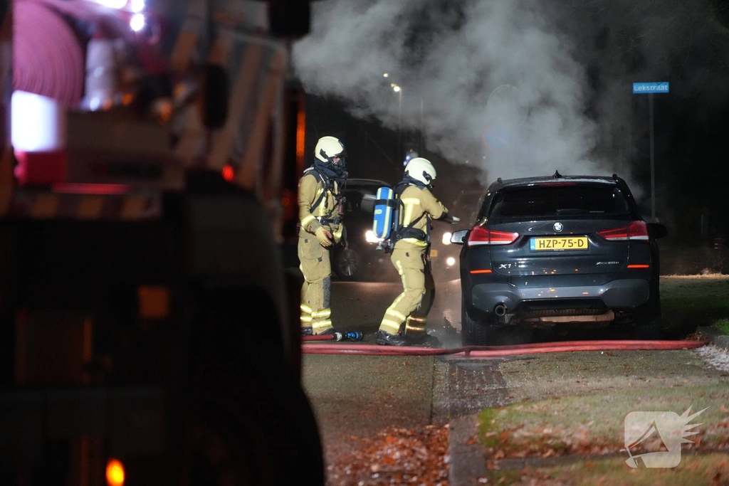 Auto volledig verwoest door brand