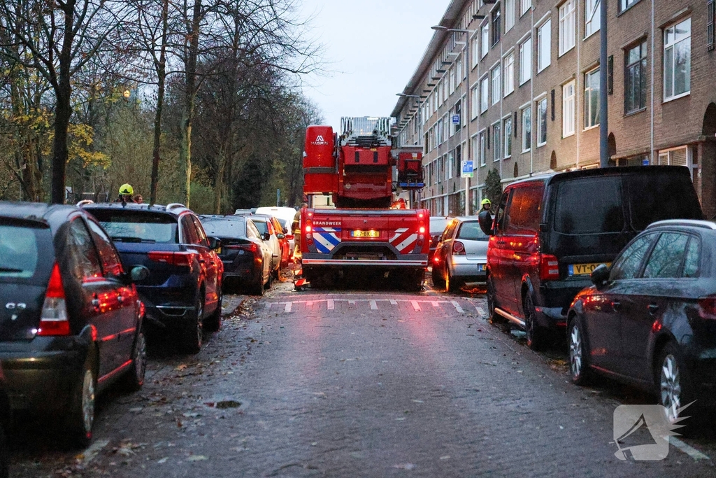 Woningbrand in Rotterdam snel opgeschaald