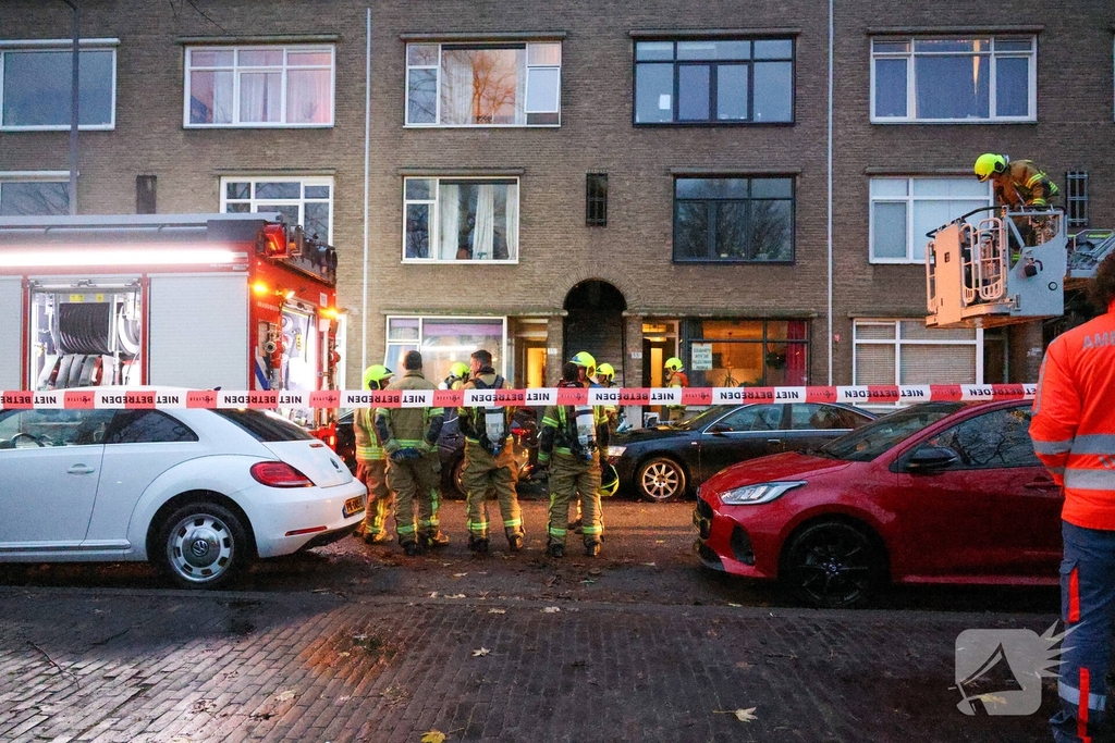 Woningbrand in Rotterdam snel opgeschaald