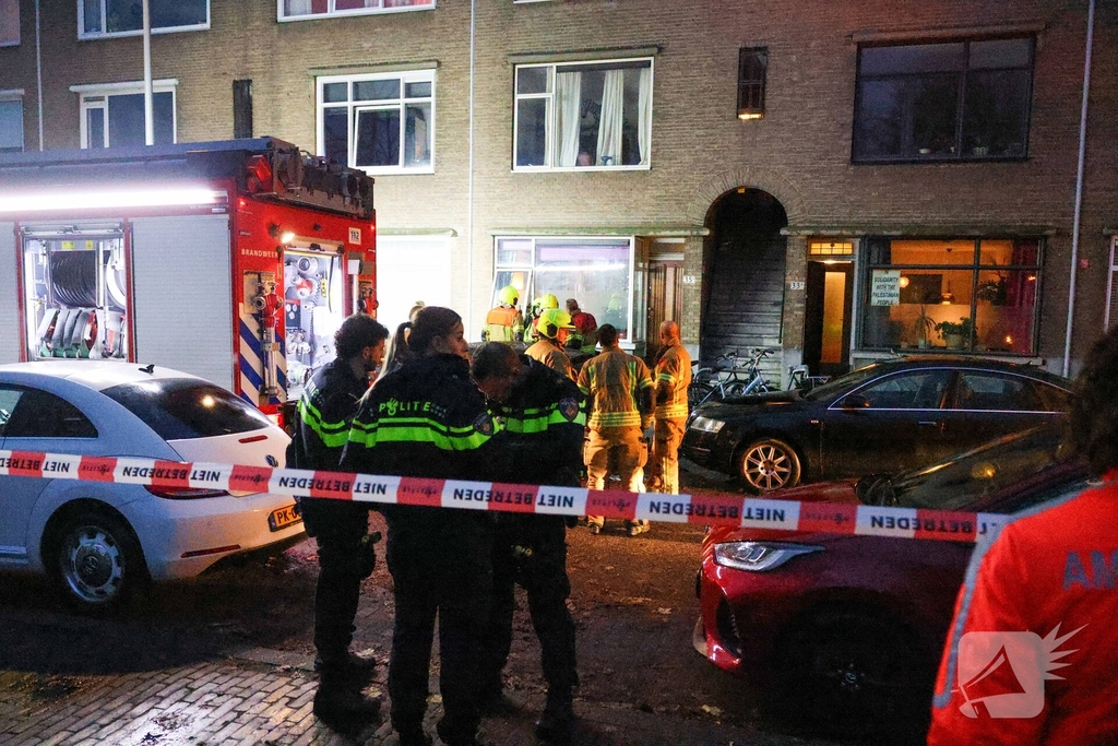 Woningbrand in Rotterdam snel opgeschaald