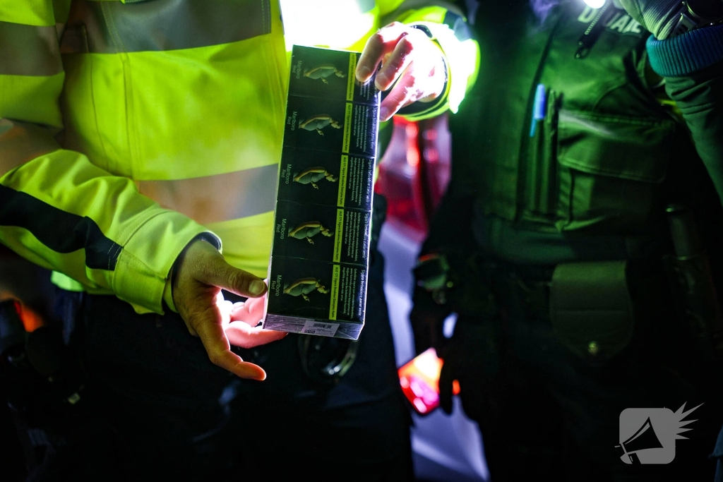 Grote controle door diverse diensten