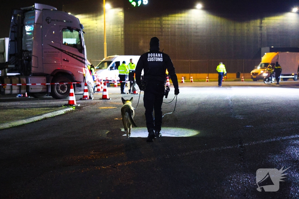 Grote controle door diverse diensten