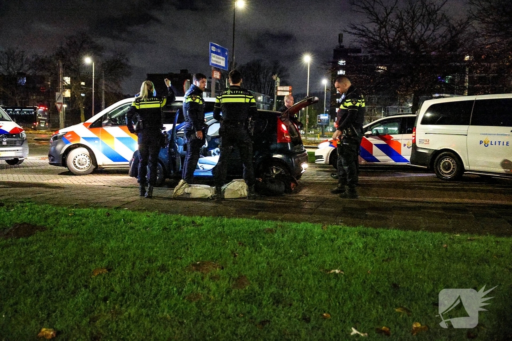 Politie grijpt in bij gewapende vechtpartij